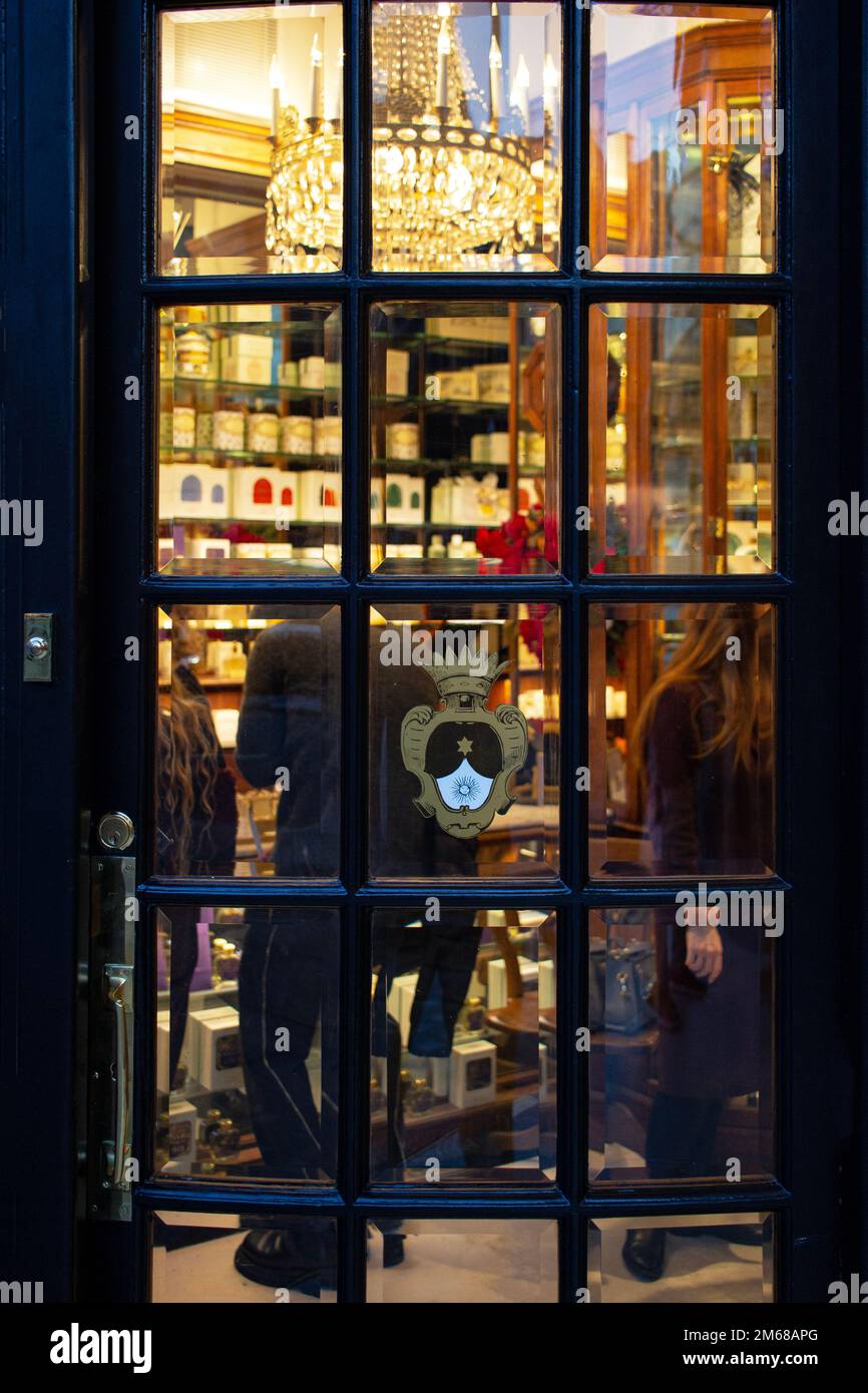 Well-lit shop doorway in Piccadilly Arcade, Piccadilly, London Stock Photo