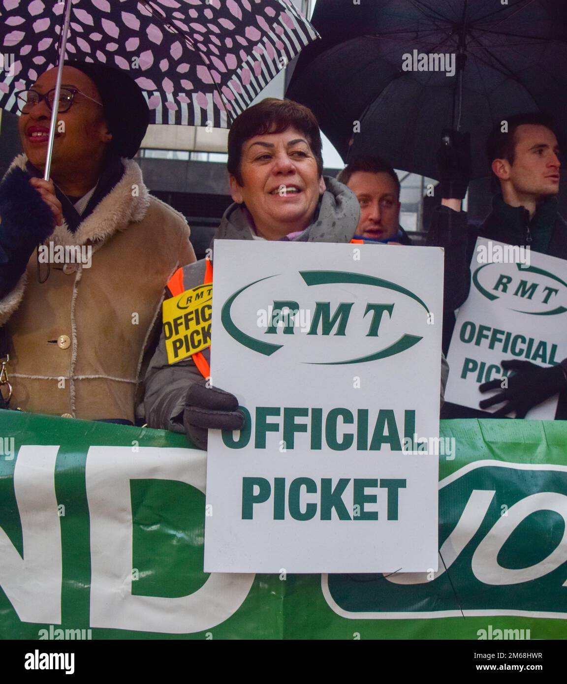 London, UK. 3rd January 2023. RMT (Rail, Maritime and Transport workers ...