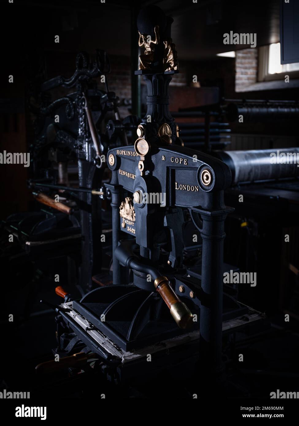 Hand press, printing press Stock Photo Alamy