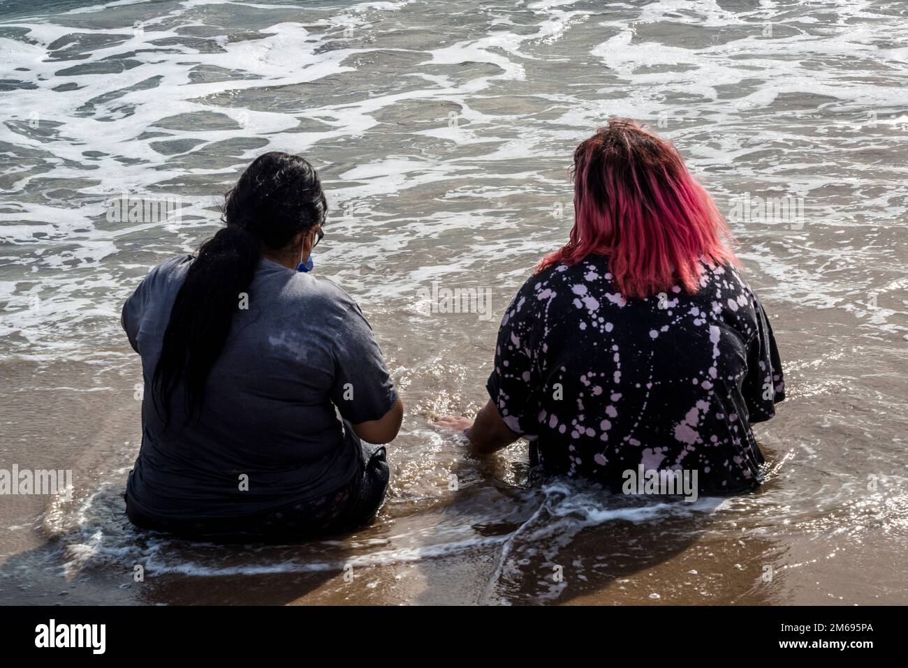 Coney island people ocean hi-res stock photography and images - Alamy