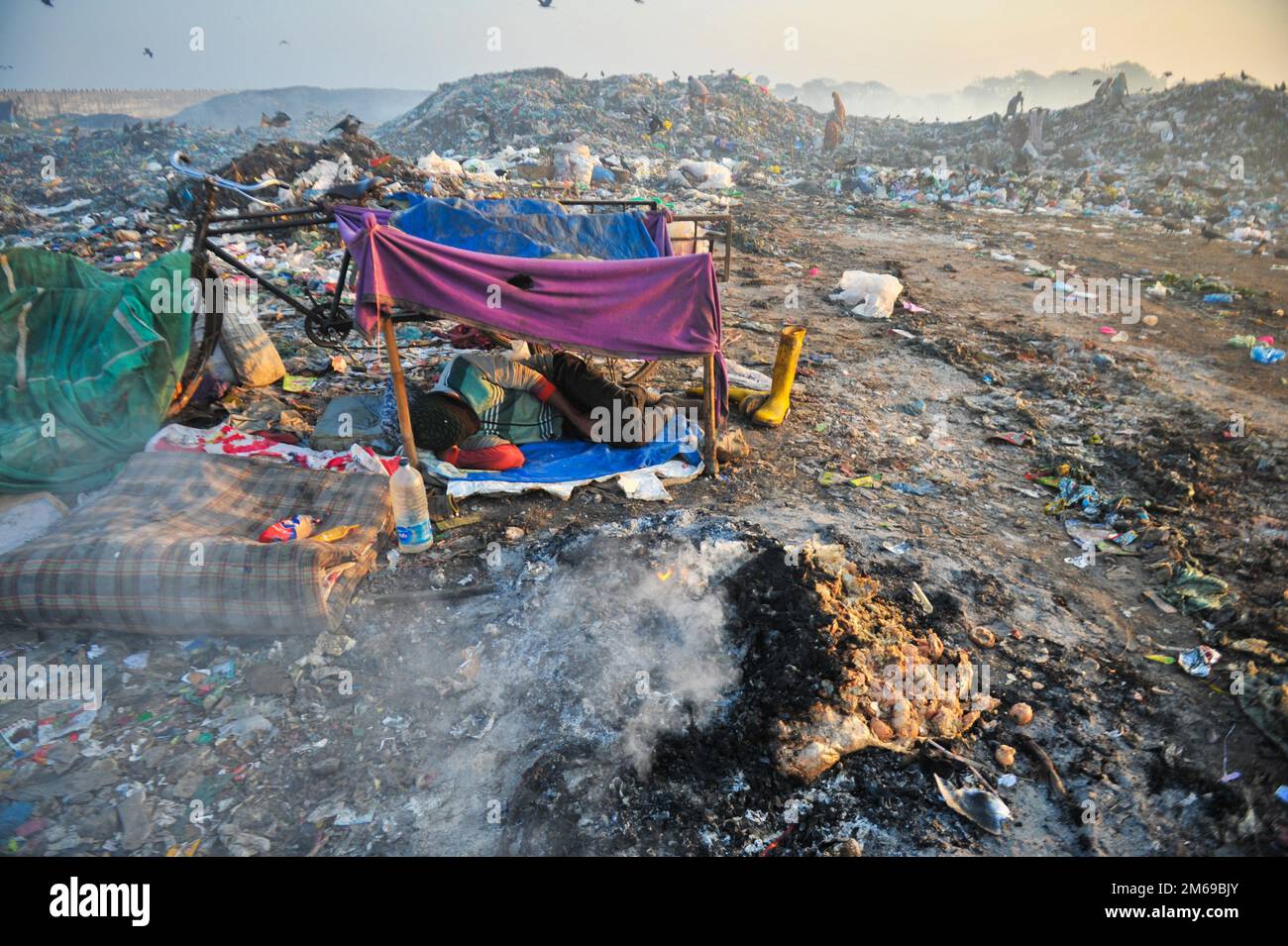 03 January 2023 In Sylhet-Bangladesh: Workers are working in Toxic ...