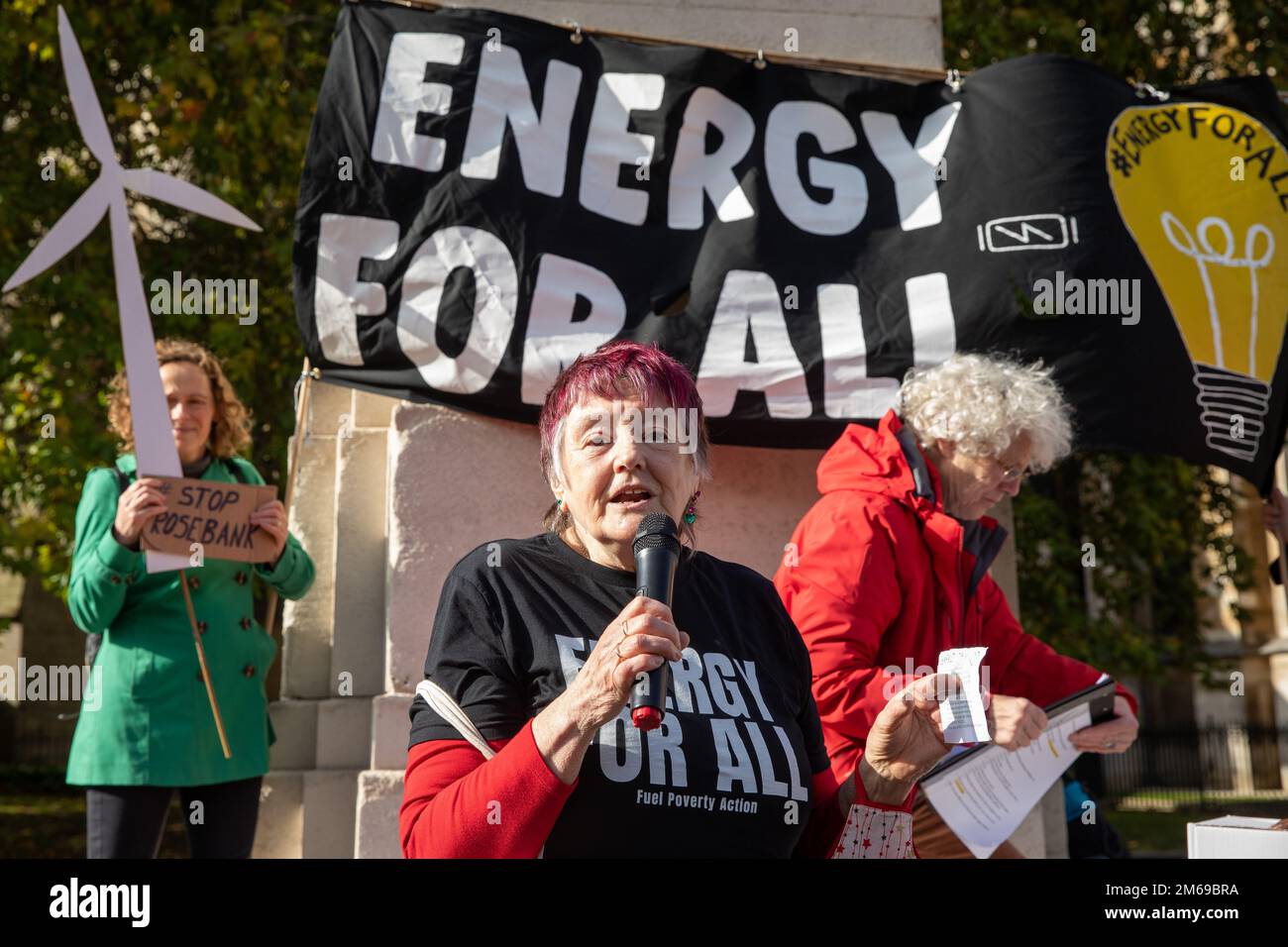 London, UK. 19th October, 2022. Diane Skidmore addresses fellow