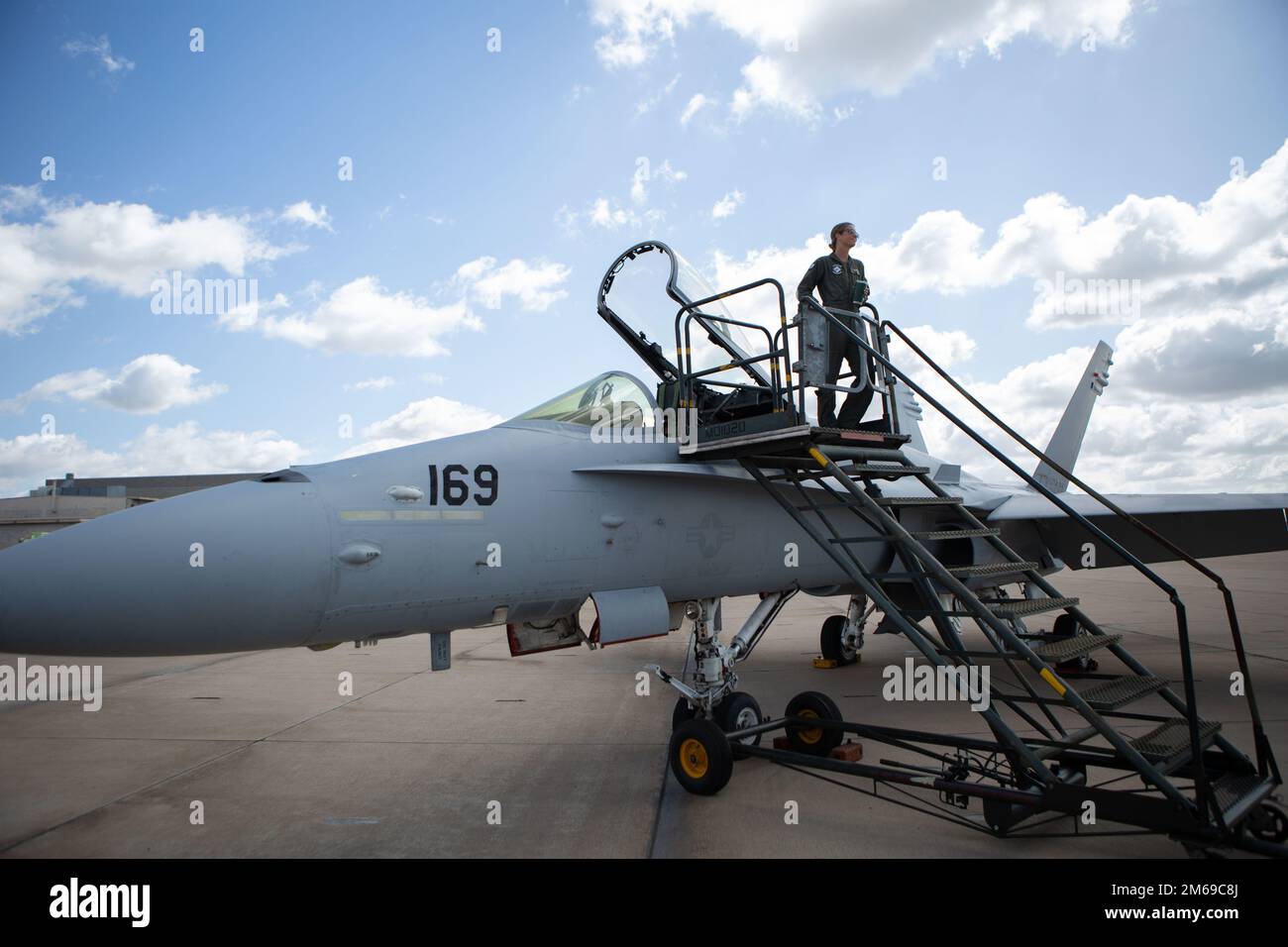 Air control traffic tower air force military aircraft hi-res stock  photography and images - Page 2 - Alamy
