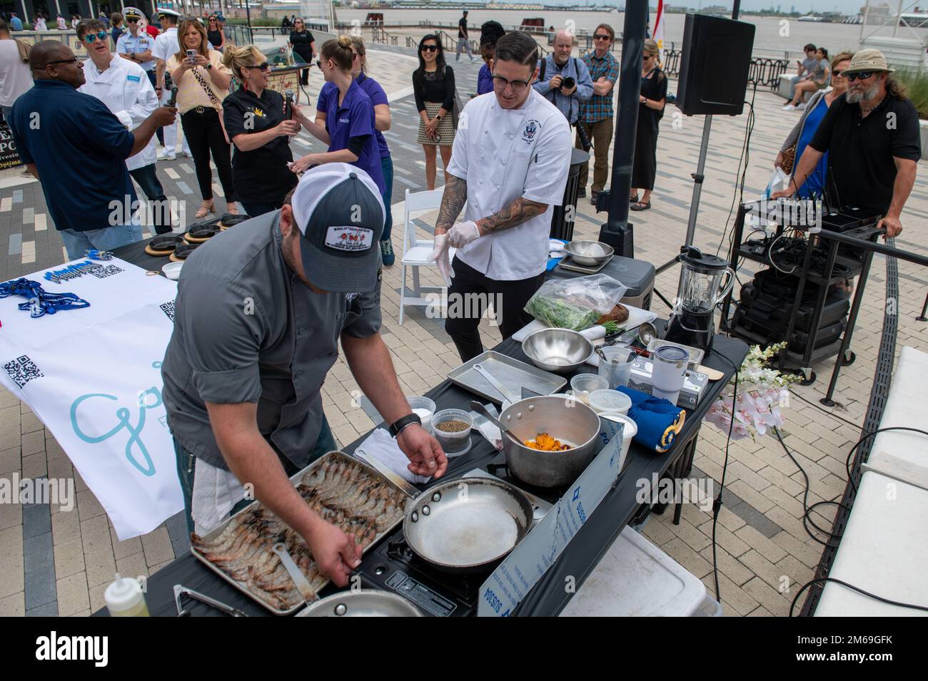 chief-petty-officer-james-henson-a-culinary-specialist-and-executive