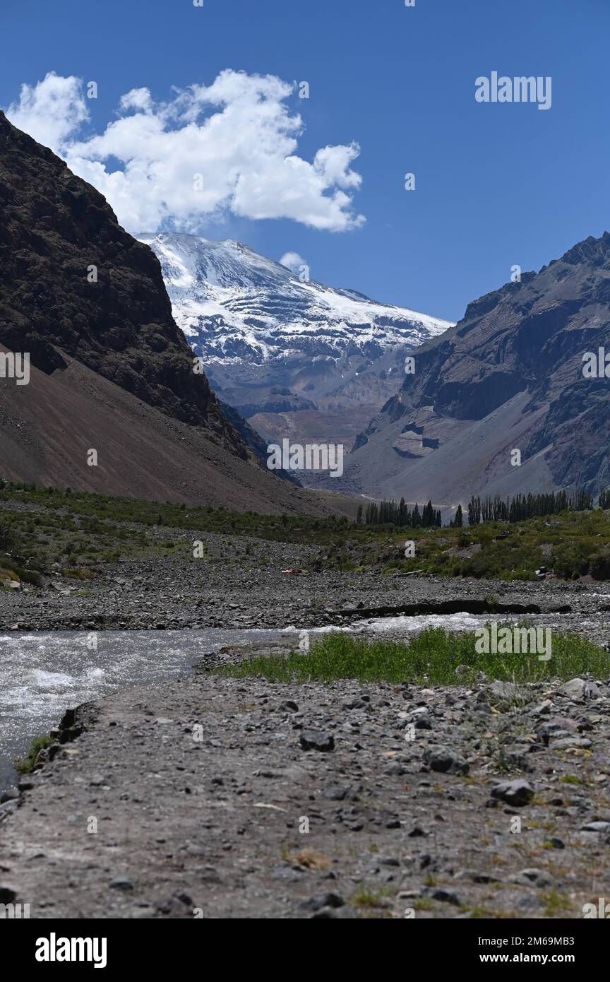 Embase el Yeso, Cajon del Maipo, Chile Stock Photo Alamy