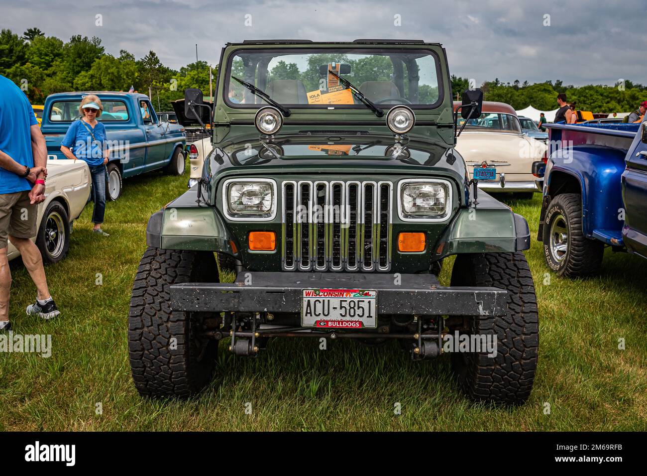 Iola, WI - July 07, 2022: High perspective front view of a 1991 Jeep  Wrangler YJ at a local car show Stock Photo - Alamy