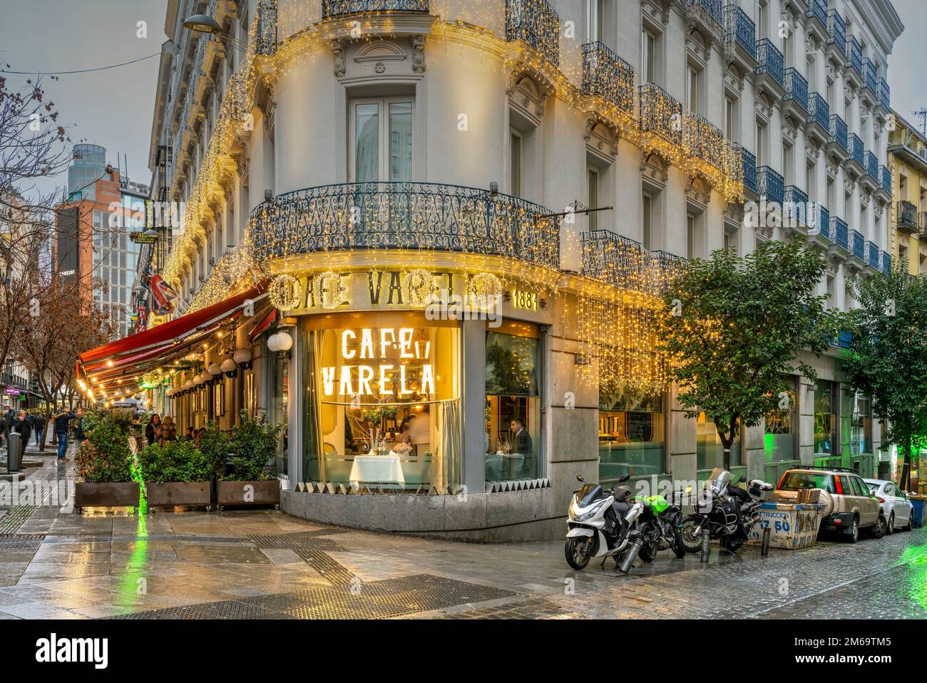 Cafe Varela adorned with Christmas lights, Madrid, Spain Stock Photo