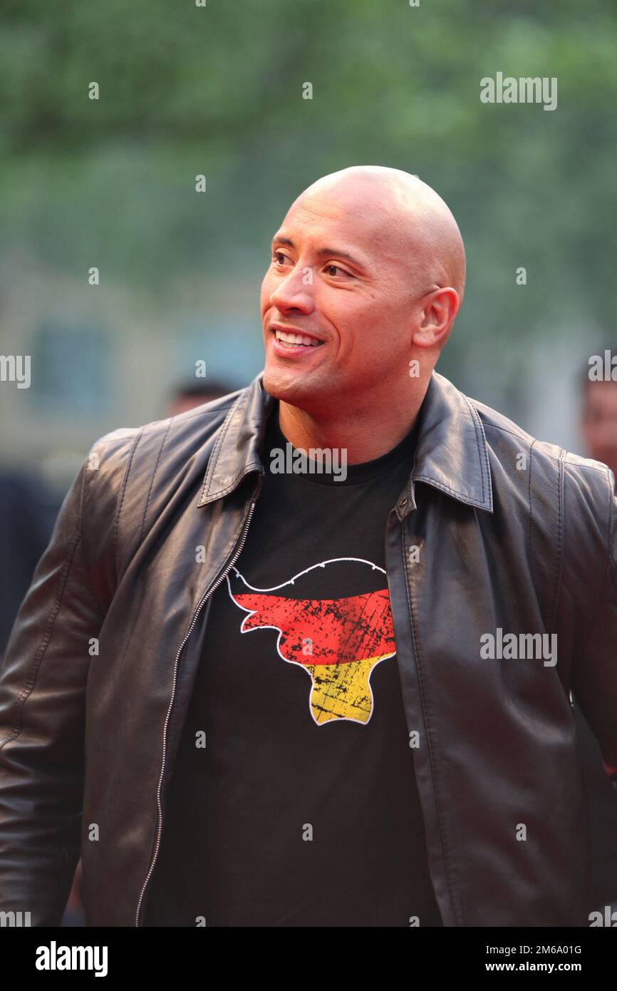 The rock dwayne johnson hi res stock photography and images Alamy