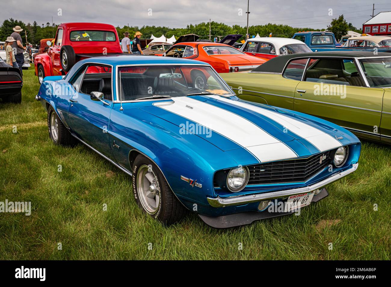 Chevrolet camaro z28 hi-res stock photography and images - Page 2 - Alamy