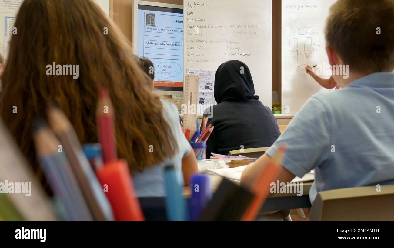 School multi ethnic hi-res stock photography and images - Alamy