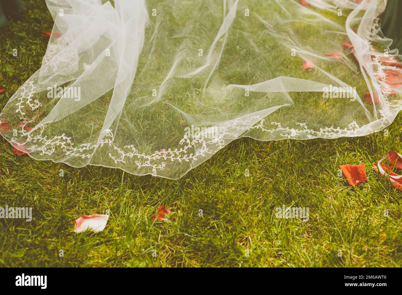Floor green dress hi-res stock photography and images - Alamy