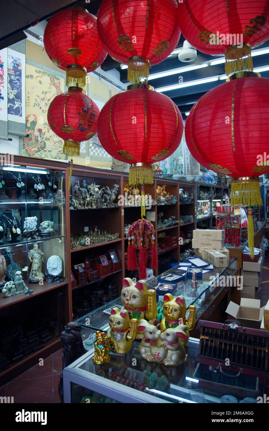 Chinese gift shop Stock Photo Alamy