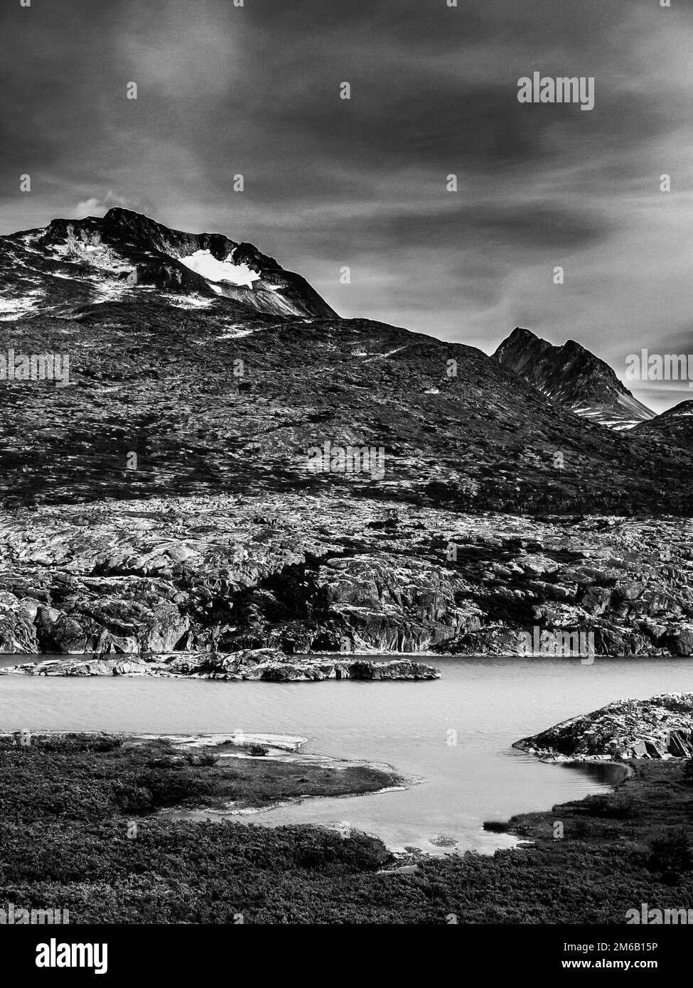 Mountain, Lake, Alaska Stock Photo - Alamy
