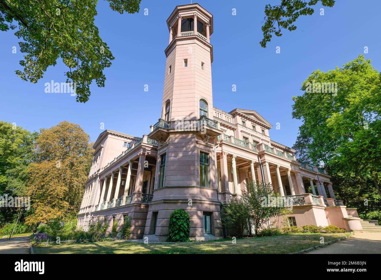 Biesdorf Palace, MarzahnHellersdorf, Berlin, Germany Stock Photo Alamy