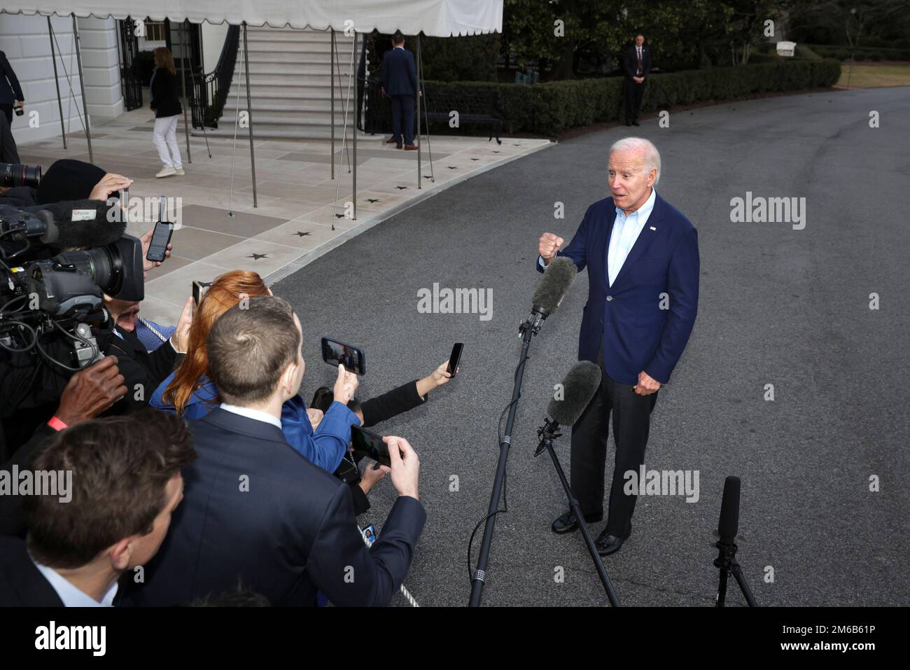 Washington, DC. 2nd Jan, 2023. United States President Joe Biden speaks to the media as he returns to the White House on January 2, 2023 in Washington, DC. Biden is returning from his holiday vacation in St. Croix Credit: Oliver Contreras/Pool via CNP/dpa/Alamy Live News Stock Photo