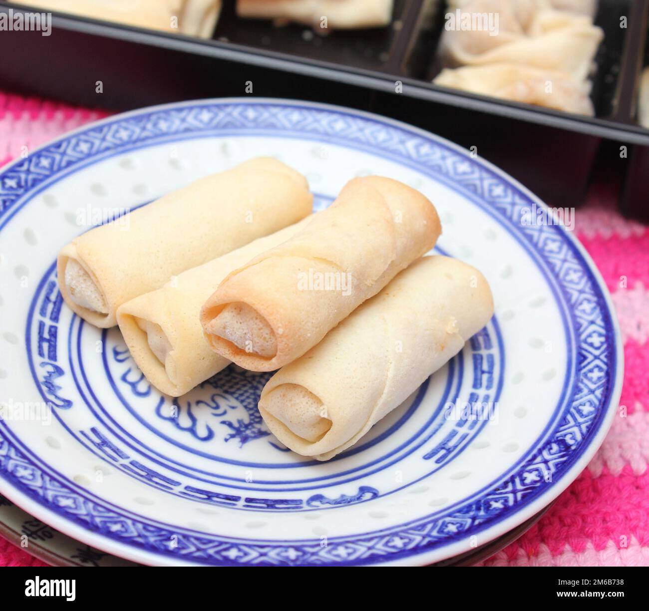 Spring Essick Fresh vegetables spring rolls hi-res stock photography and images - Alamy