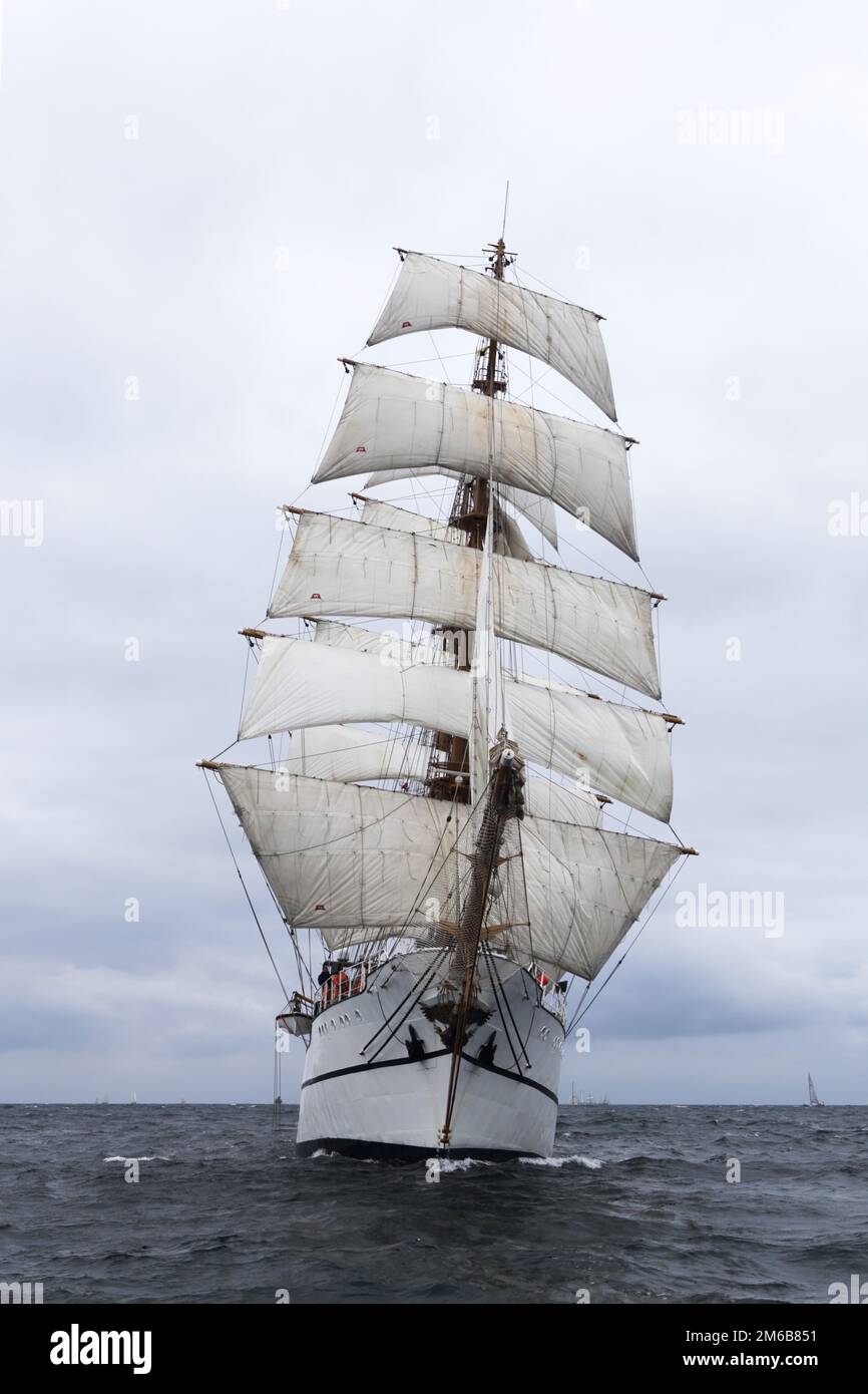 Colombian Navy tall ship Gloria, Lerwick race start, 2011 Stock Photo