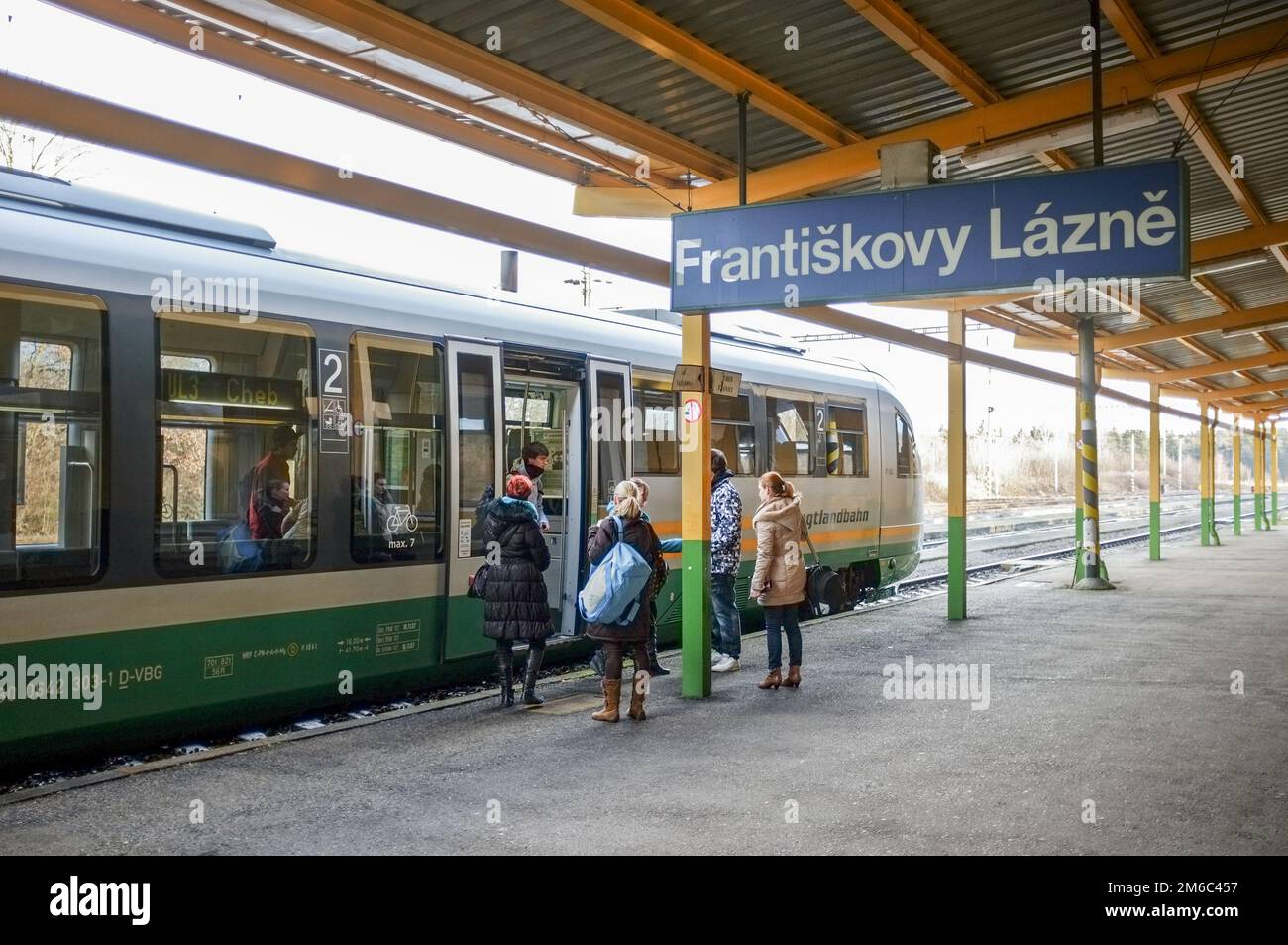 Train of Vogtlandbahn at the station of Frantiskovy Lazne (Czech Republic) Stock Photo