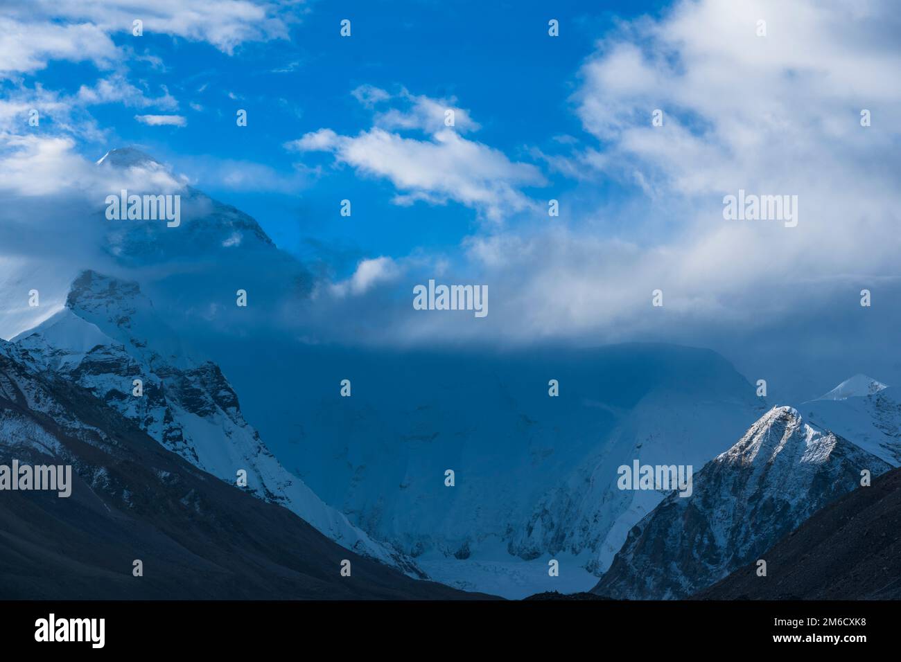 Sky high view blue ridge hi-res stock photography and images - Alamy