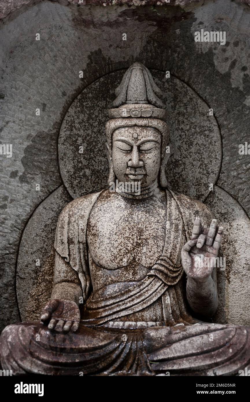 HattaihutsuJūnishiHonzon statues, representing the 12 Chinese zodiac