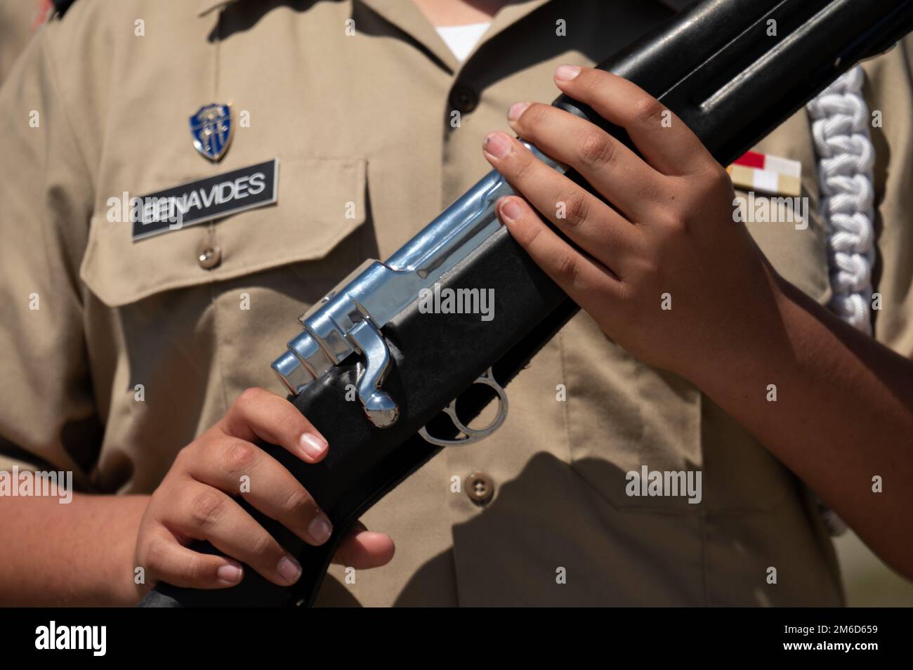 California Cadet Corps Cadet Cpl. Zander Benavides, of Tropico Middle School’s 277th Battalion, holds a ceremonial rifle during the Corps’ statewide drill competition, April 23, 2022, at Joint Forces Training Base, Los Alamitos, California. California Cadet Corps is a school-based youth leadership development program run by the California Military Department’s Task Force Torch which focuses on youth and community programs. Stock Photo