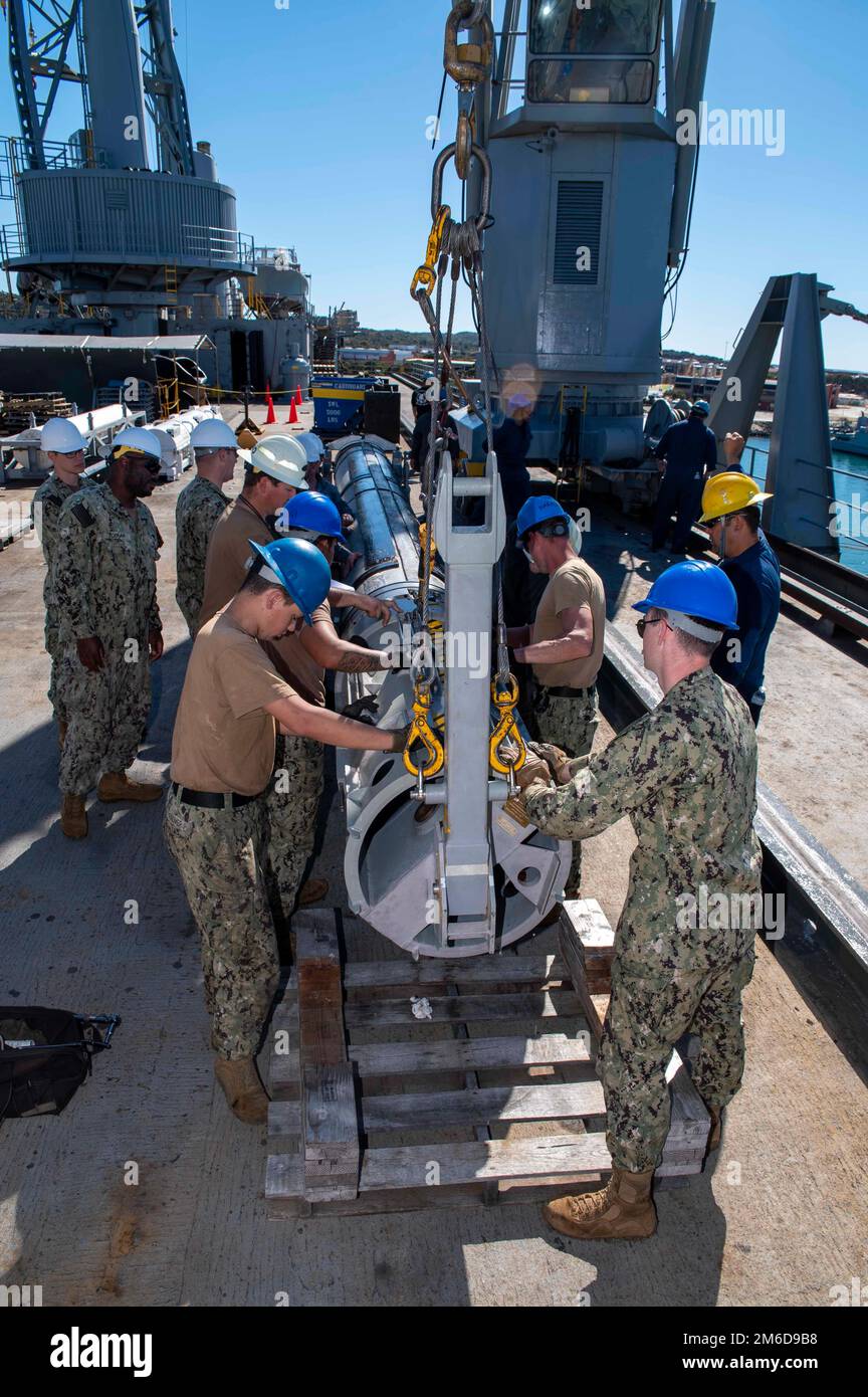 PERTH, Australia (April 24, 2022) – Sailors aboard the Emory S. Land ...