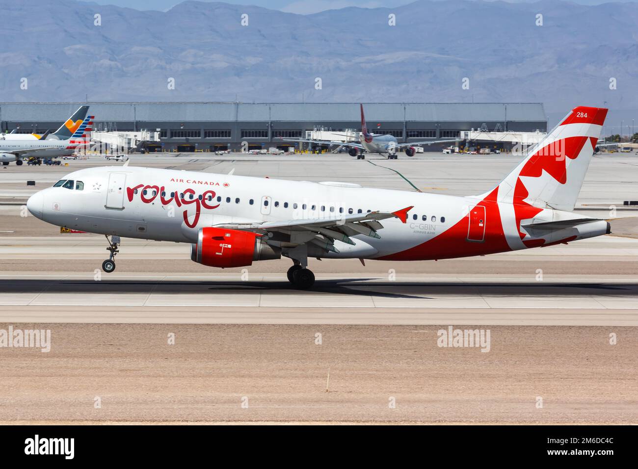 Air canada rouge airbus hi-res stock photography and images - Alamy