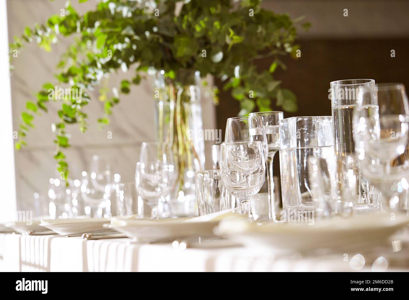 wedding reception table setting Stock Photo Alamy