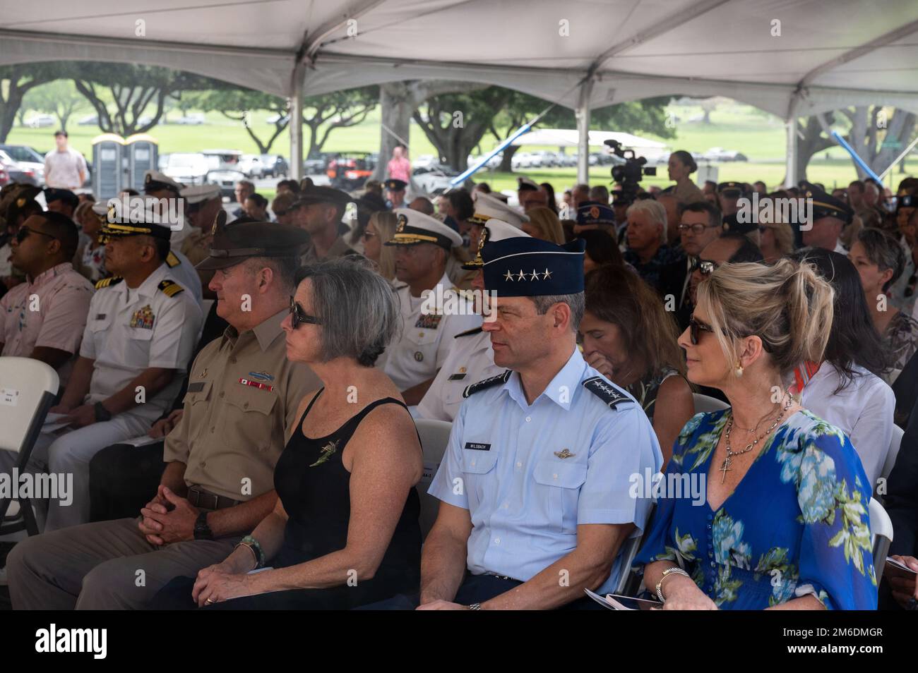 Us Air Force Gen Ken Wilsbach Pacific Air Forces Commander And Cindy Wilsbach First Lady 8904