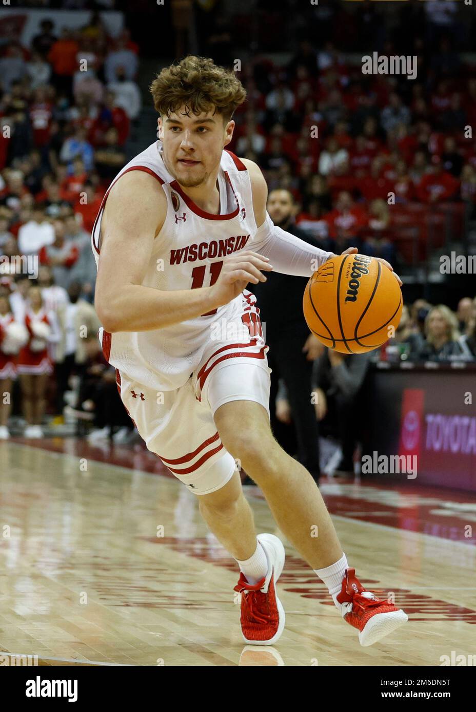 Madison, WI, USA. 3rd Jan, 2023. Wisconsin Badgers guard Max Klesmit (11) during the NCAA basketball game between the Minnesota Golden Gophers and the Wisconsin Badgers at the Kohl Center in Madison, WI. Darren Lee/CSM/Alamy Live News Stock Photo