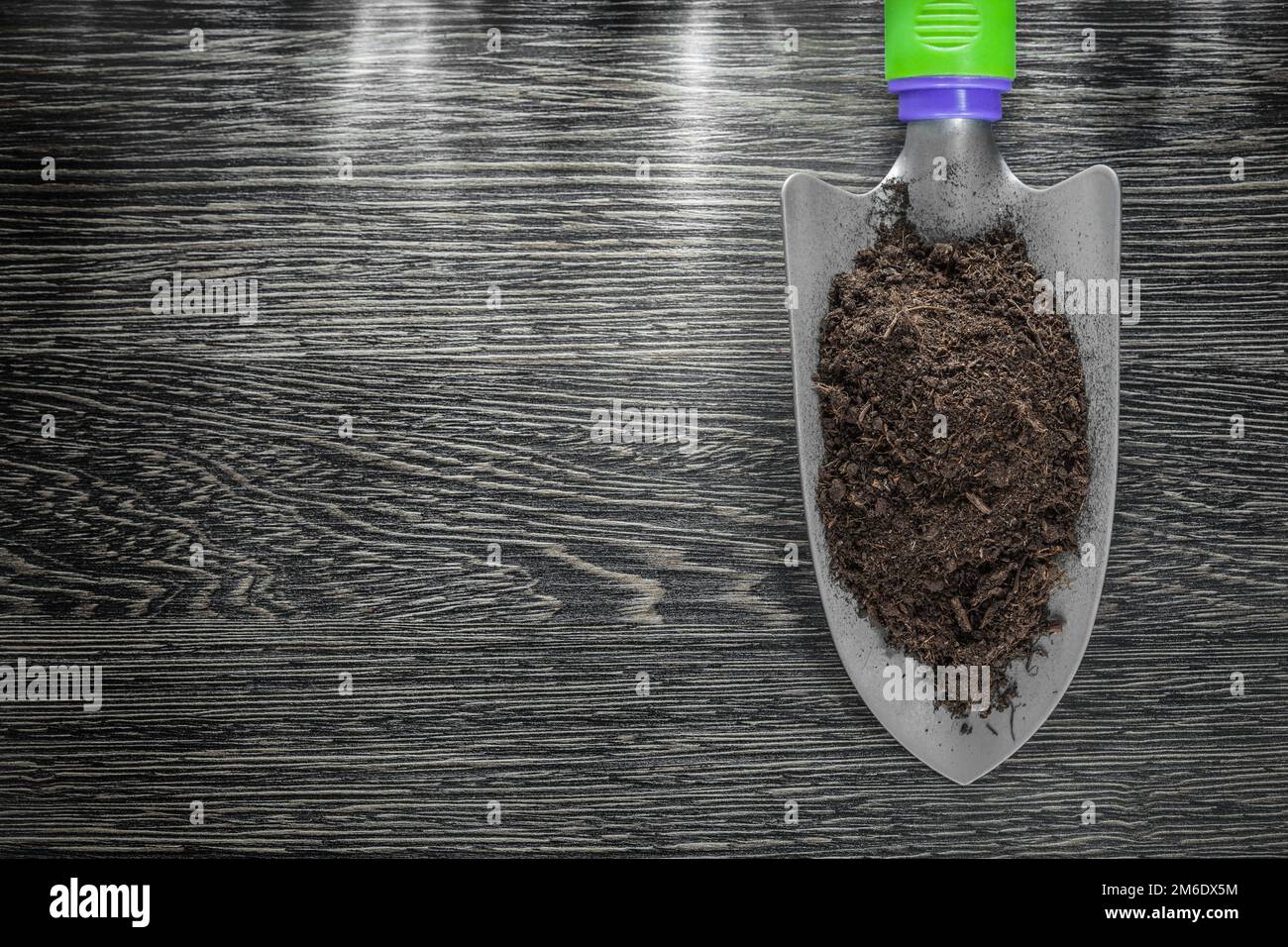 Agriculture hand spade soil hi-res stock photography and images - Alamy