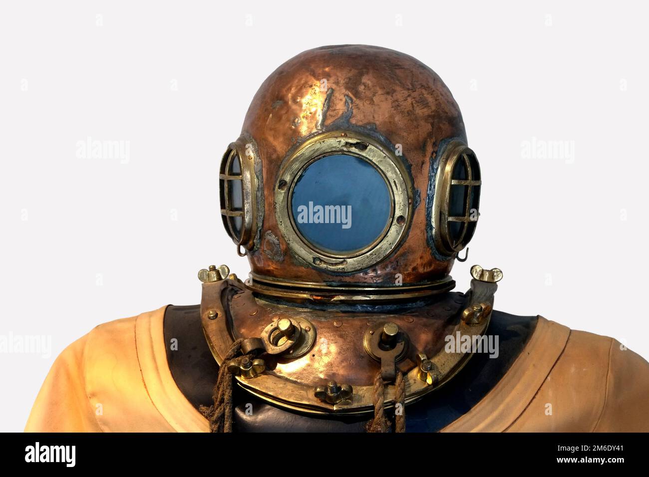 Diver helmet hi-res stock photography and images - Alamy