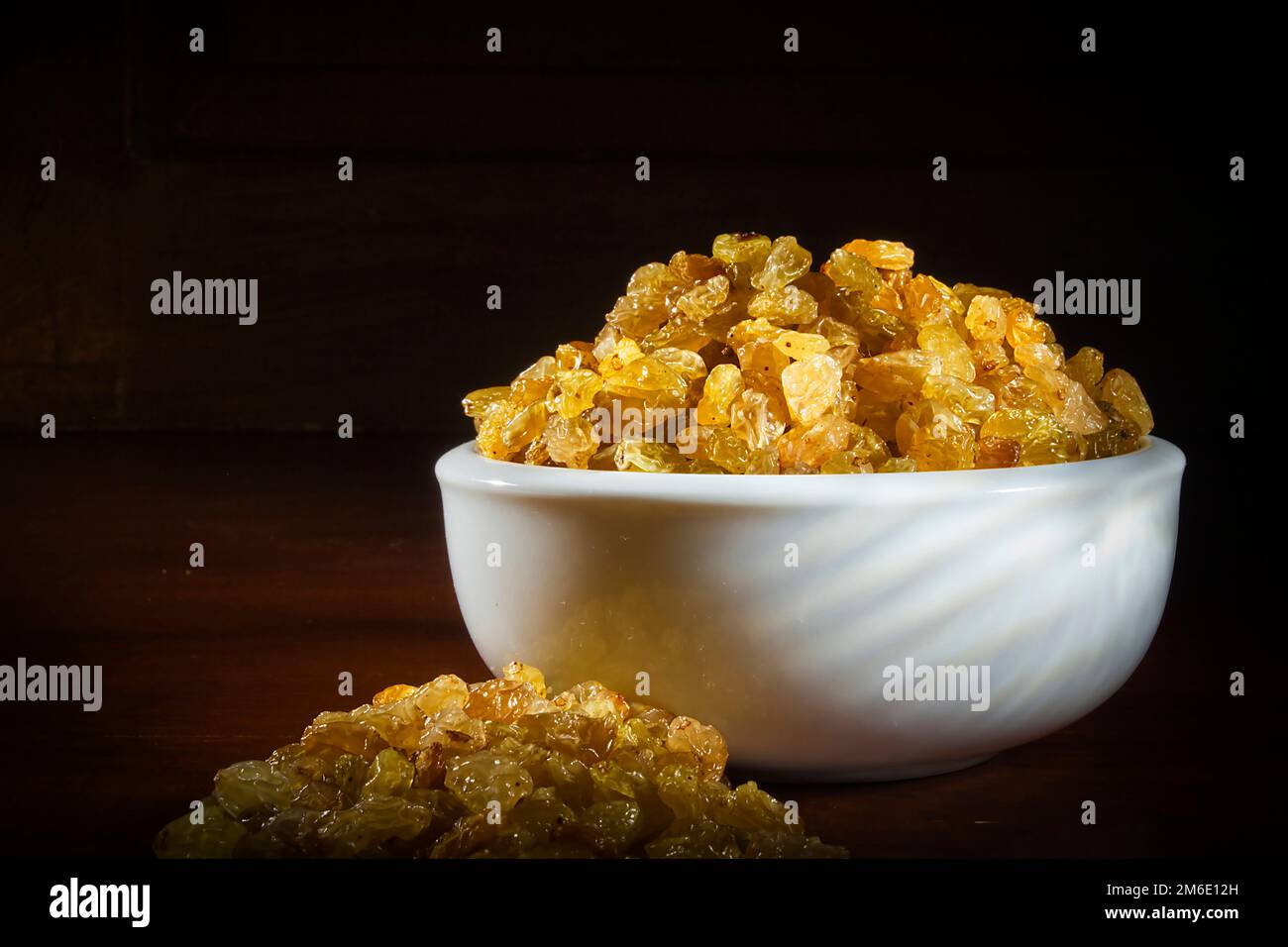 Light raisins hi-res stock photography and images - Alamy