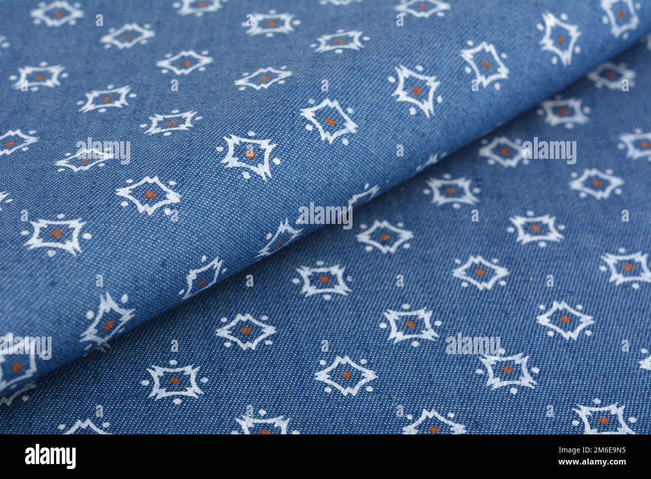 Dark blue white fabric texture hi-res stock photography and images - Alamy