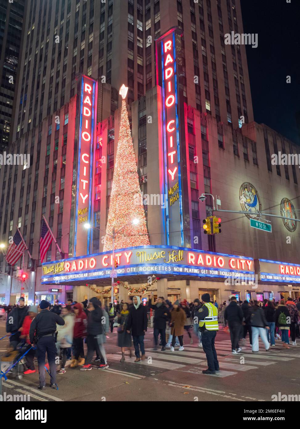 The Radio City Music Hall, within Rockefeller Center, in the Midtown Manhattan neighbourhood of New York City. Nicknamed 'The Showplace of the Nation' Stock Photo