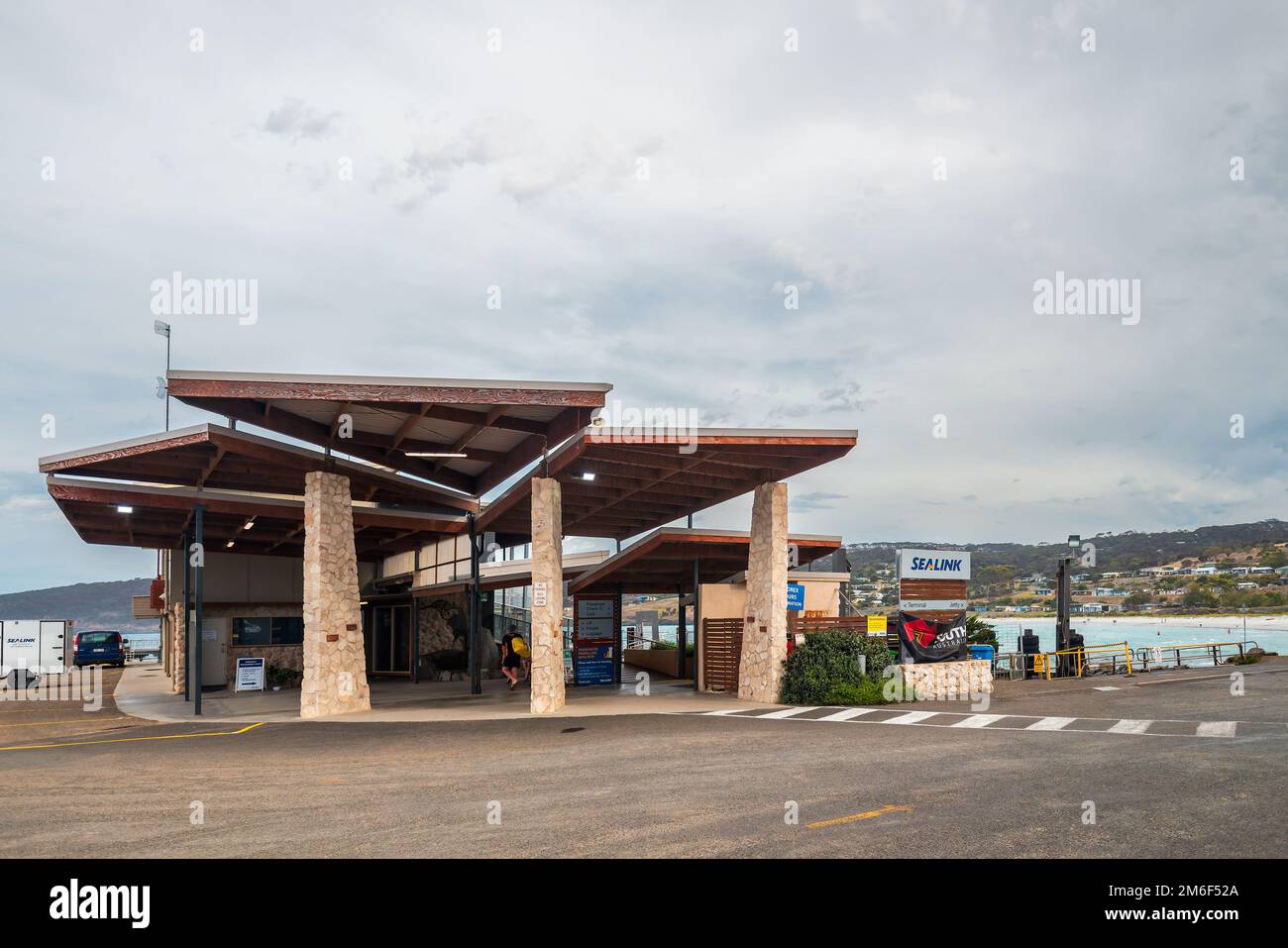 Ocean terminal car park hires stock photography and images Alamy