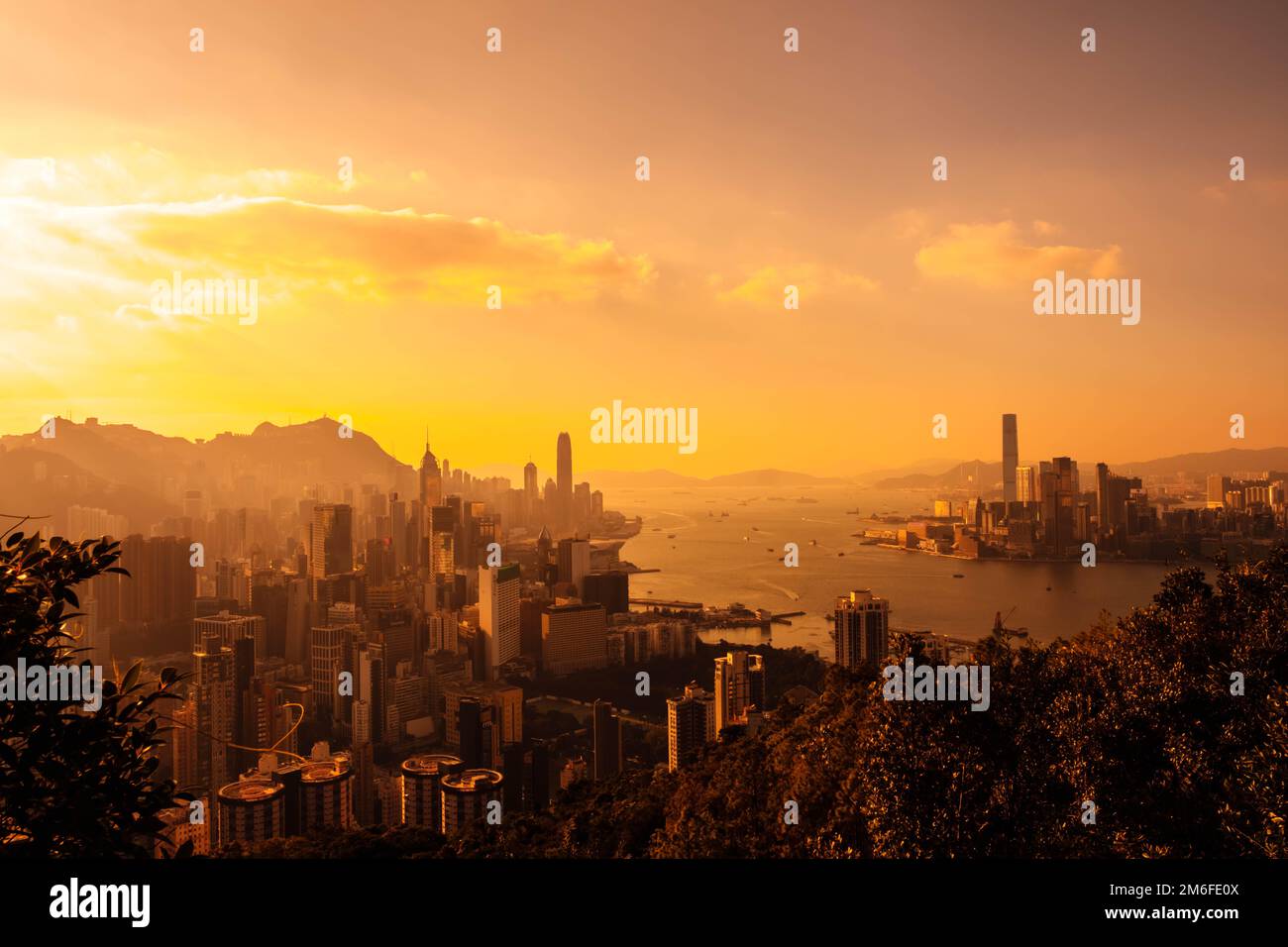 Hong kong harbour 2019 aerial hi-res stock photography and images - Alamy