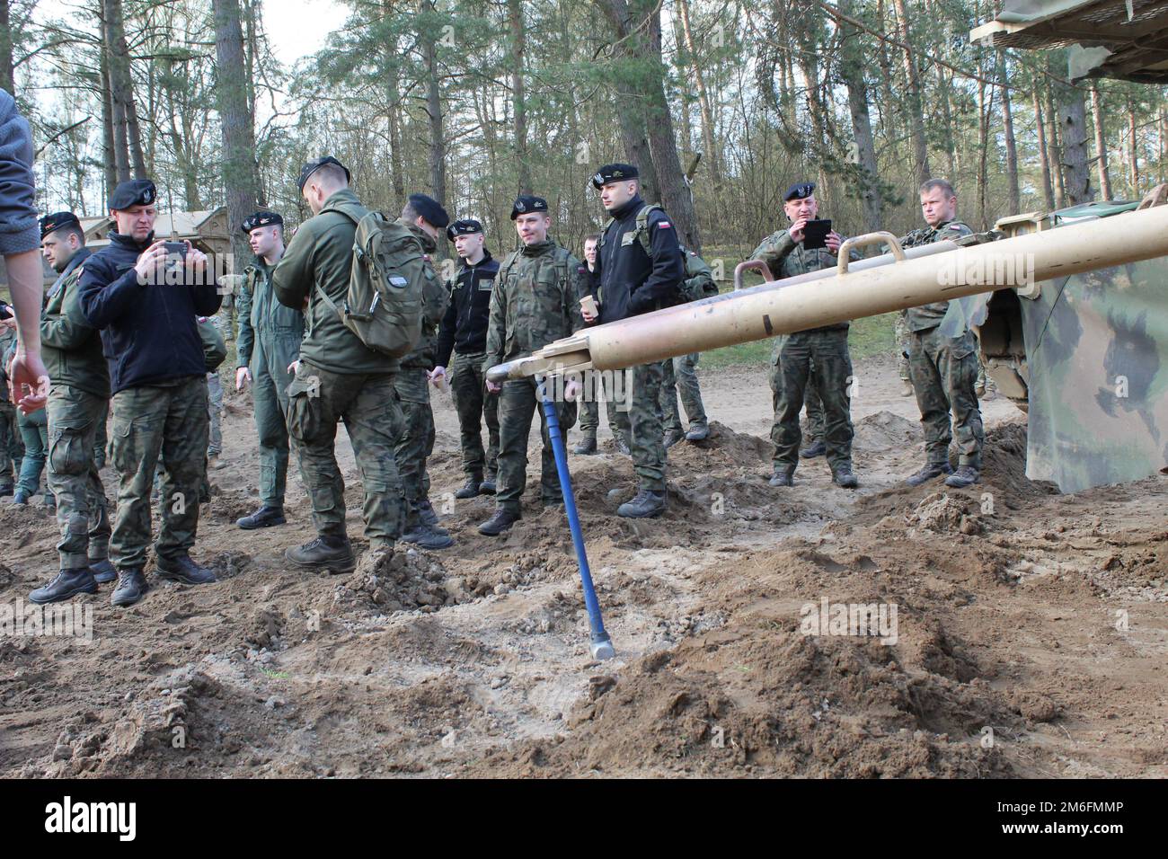 Polish Soldiers Take Photos Of An M1A2 Abrams Tow Bar As Part Of The polish-soldiers-take-photos-of-an-m1a2-abrams-tow-bar-as-part-of-the