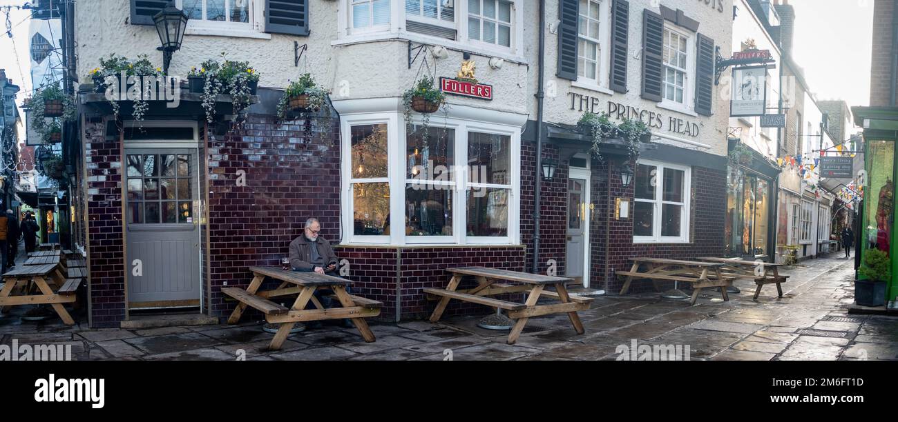 London- December 2022: The Princes Head Pub in Richmond among old shopping streets Stock Photo