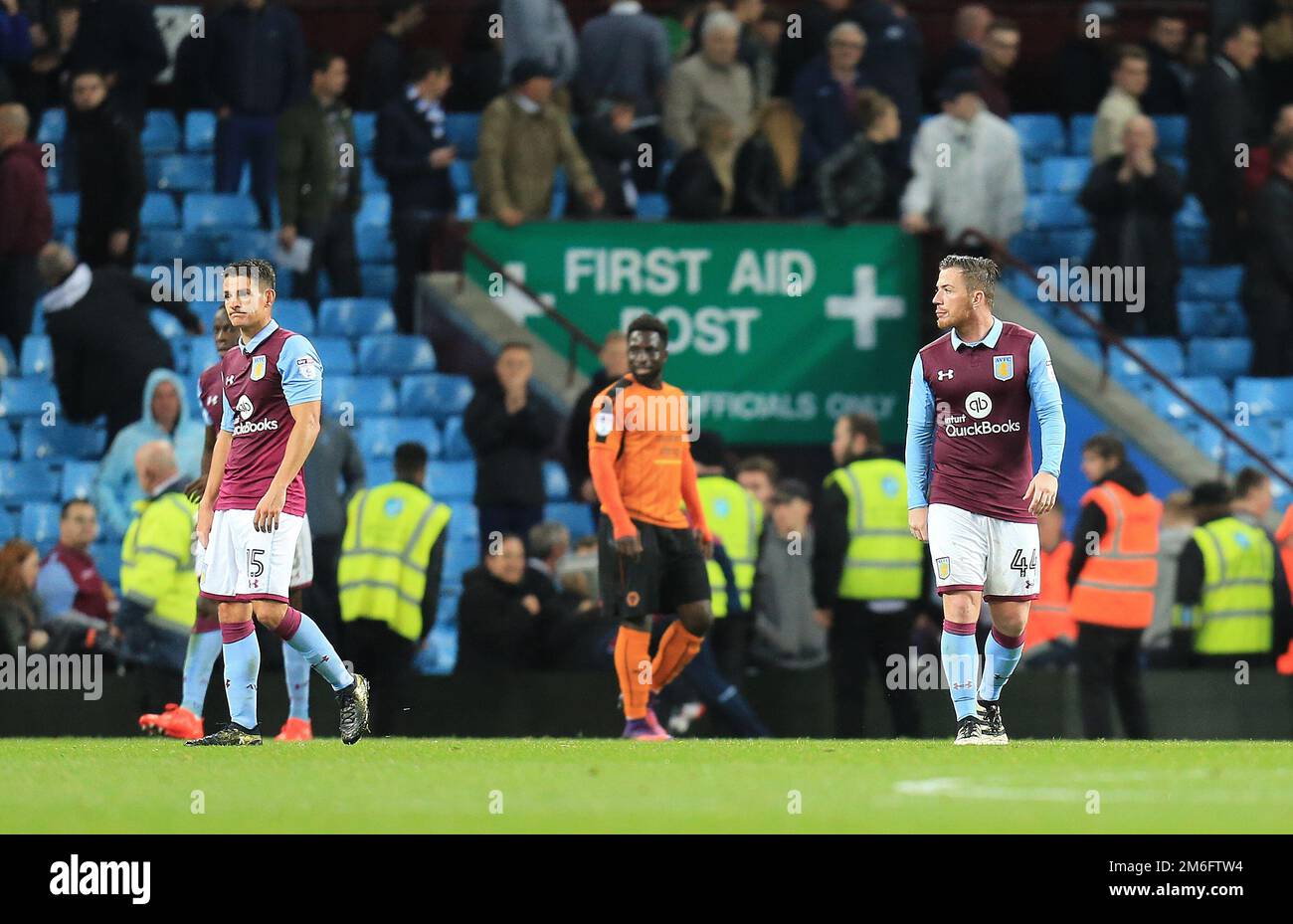 Aston Villa players are booed off the pitch - Aston Villa v Wolverhampton Wanderers, Sky Bet Championship, Villa Park, Birmingham - 15th October 2016. Stock Photo