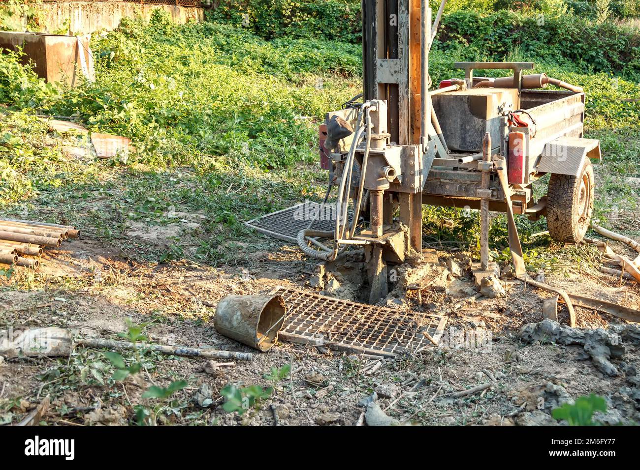 Drilling rig for drilling water wells and producing drinking water for