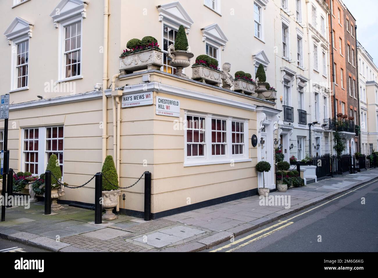 Hays mews hires stock photography and images Alamy