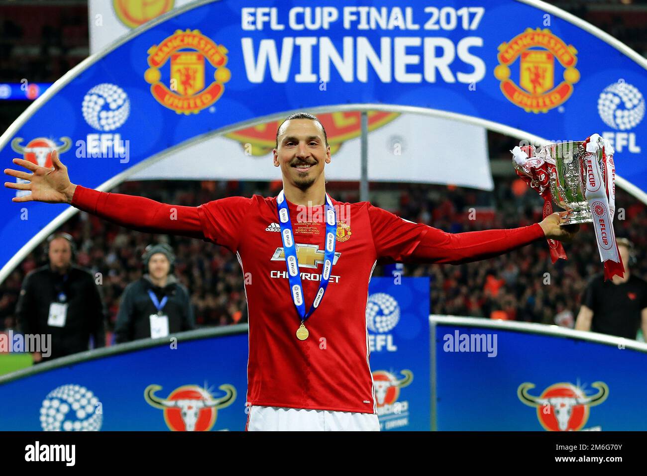 Zlatan Ibrahimovic of Manchester United celebrates with the EFL trophy as Manchester United win the EFL Cup final - Manchester United v Southampton, EFL Cup Final, Wembley Stadium, London - 26th February 2017. Stock Photo