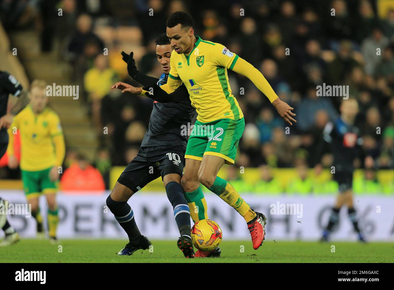 Thomas Ince of Derby County challenges Jacob Murphy of Norwich City ...