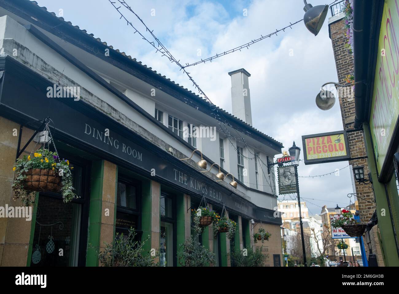London- December 2022: The Kings Head in Earls Court Stock Photo