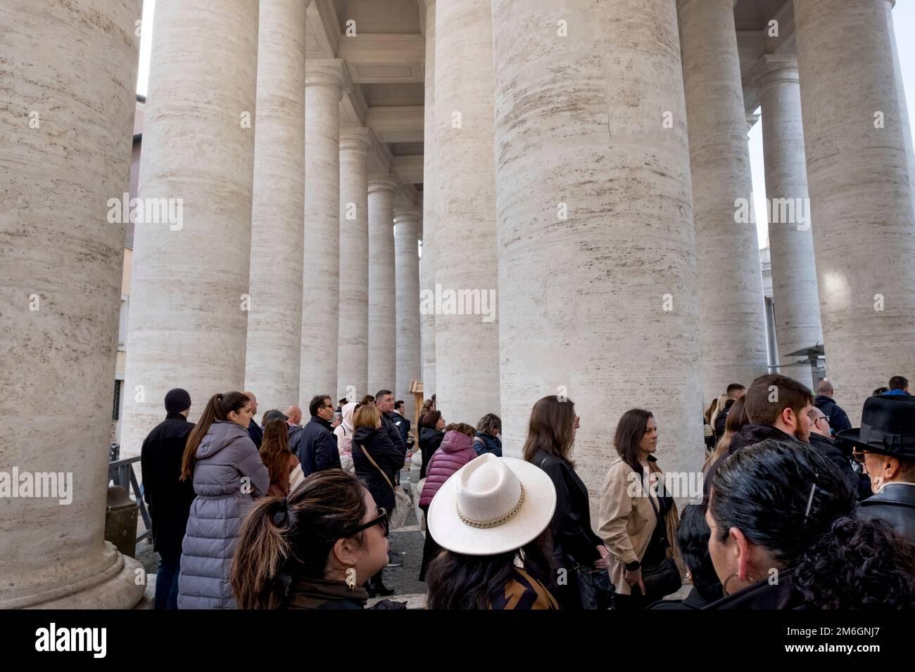 Thousands Of Catholics Pay Respects To Former Pope Benedict Xvi Stock