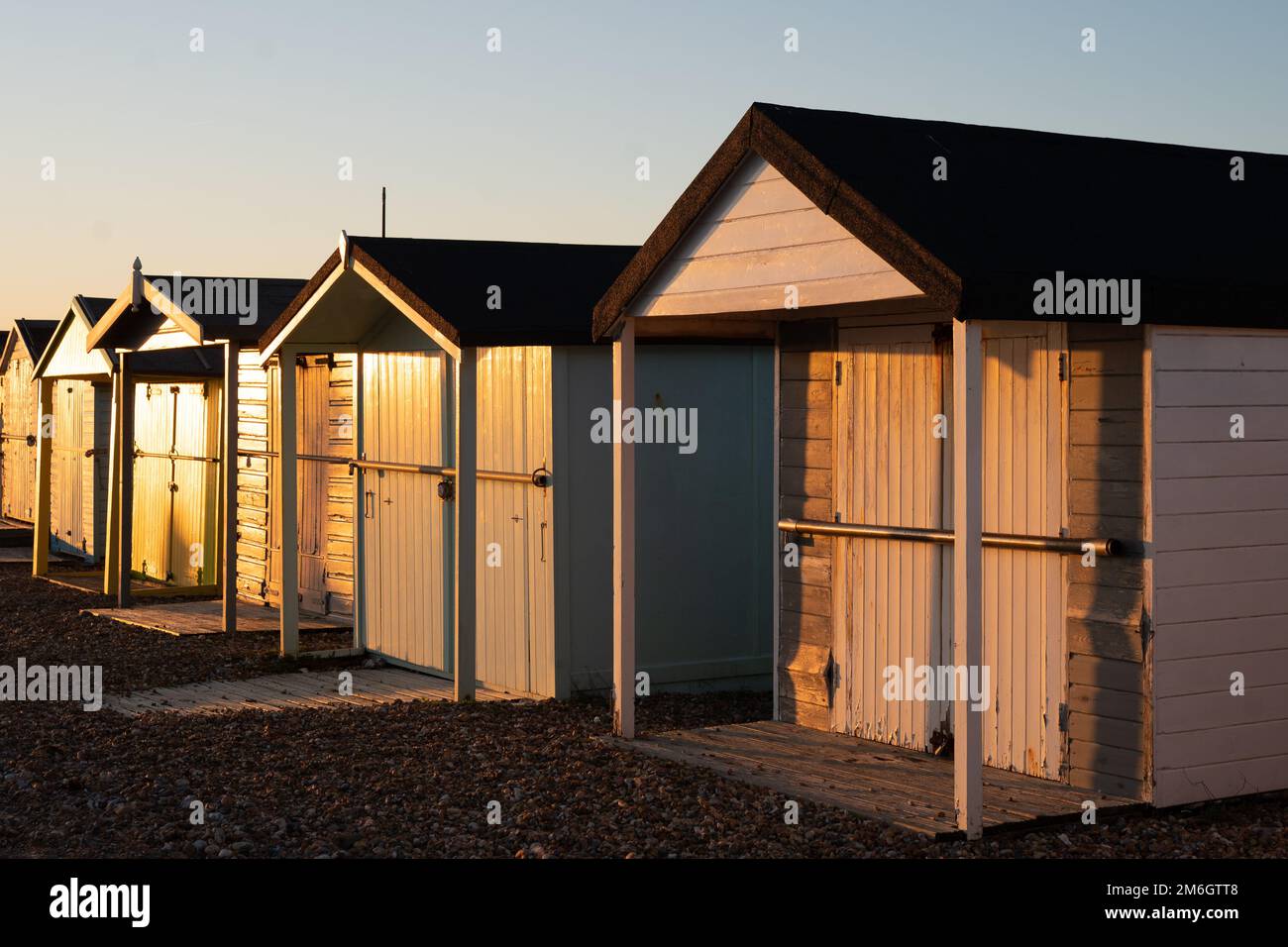 Shoreham beach huts hires stock photography and images Alamy