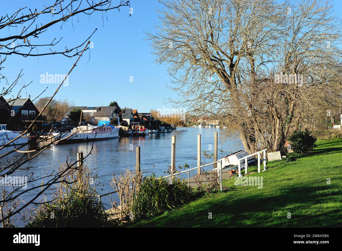Borough of spelthorne hires stock photography and images Alamy