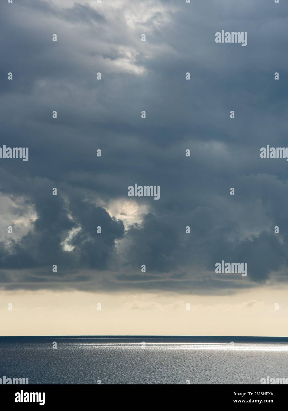 Stormy skies sea hi-res stock photography and images - Alamy