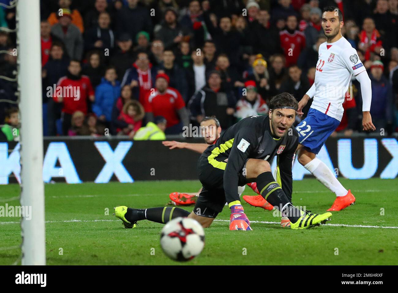 Gareth Bale of Wales beats Vladimir Stojkovic of Serbia but his effort comes back off the post - Wales v Serbia, FIFA 2018 World Cup Qualifying Group D, Cardiff City Stadium, Cardiff - 12th November 2016. Stock Photo